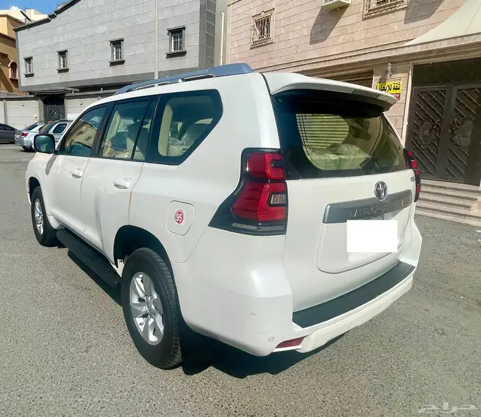 برادو 8 1 0 2 TX-L وارد عبداللطيف جميل 5