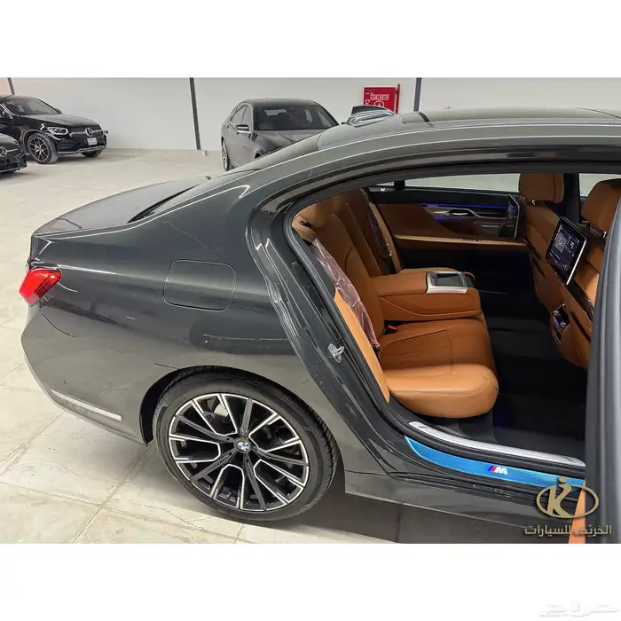 بي ام دبليو - 730Li 2020 ام كت - عداد 92 الف فقط 11