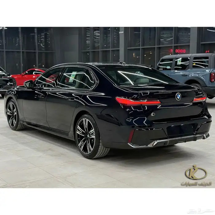 بي ام دبليو - 735i 2026 - ناغي 5
