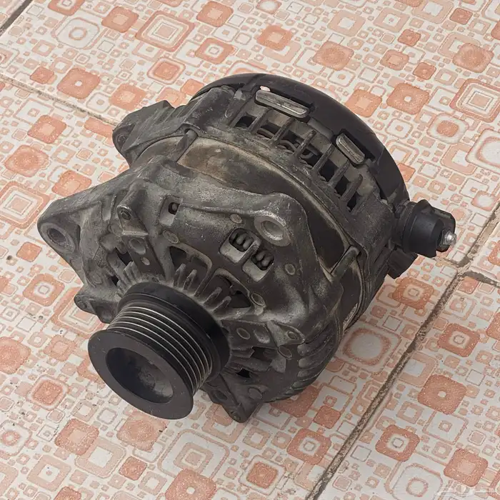 دينمو موستنق 2015-2017 5