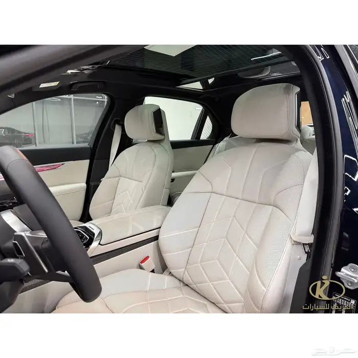 بي ام دبليو - 735i 2026 - ناغي 8