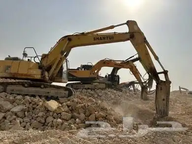 تأجير معدات ثقيلة 0