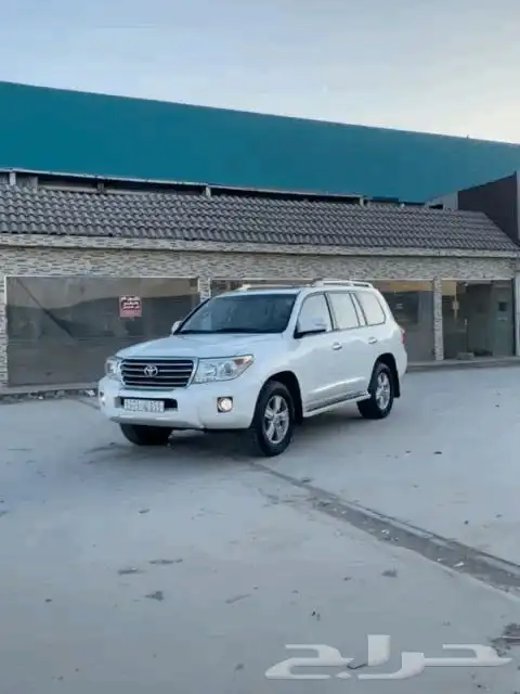 للبيع جيكسار سعودي 2014 فا كامل 0