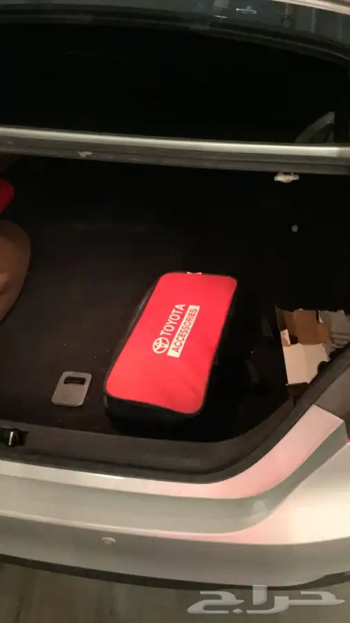 كامري 2023 اللون فضي 30