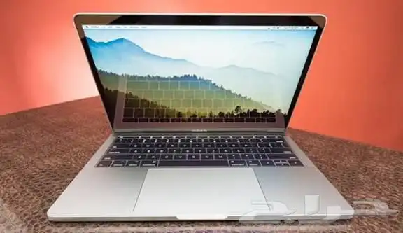 ماك بوك برو للبيع 1