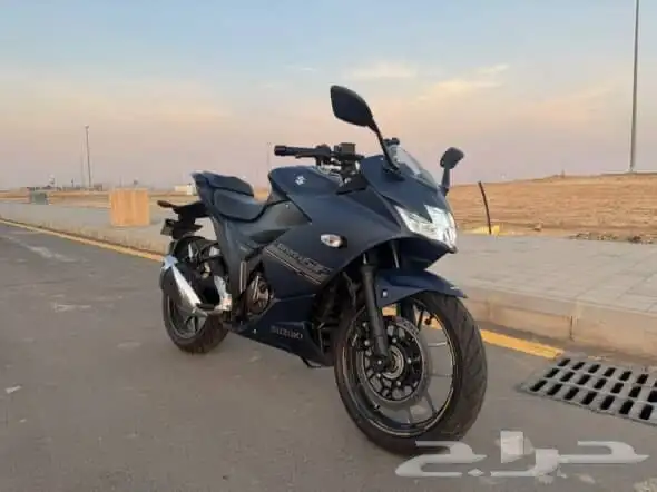 سوزوكي جيكسار 250 Suzuki gixxer 0