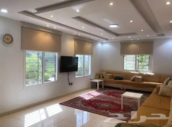 استراحة البيع بموقع مميز 5