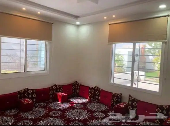 استراحة البيع بموقع مميز 9