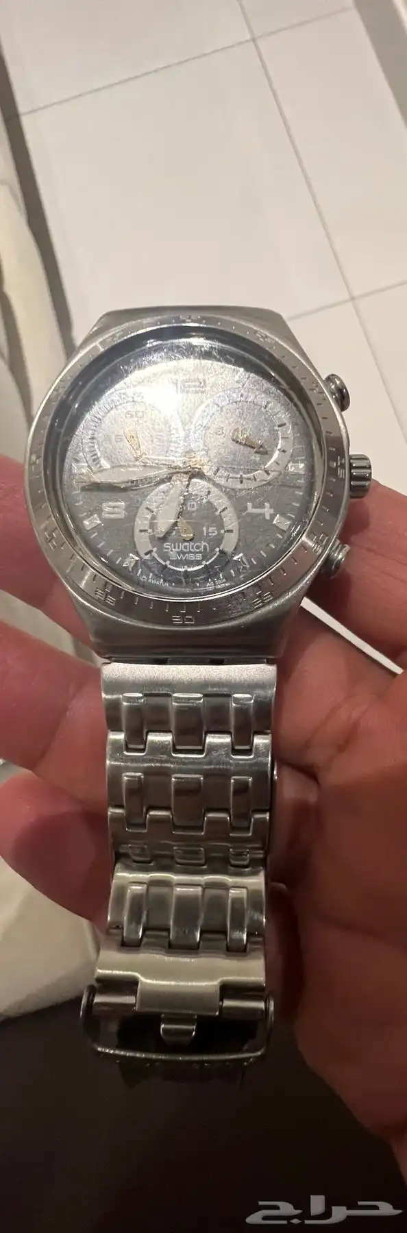 فرصه ذهبيه ساعه يد للبيع ماركه سواتش حديد استخدام بسيط 3