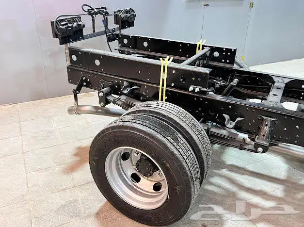 ايسزو دينا 2025 متوفر جميع الاحجام 4