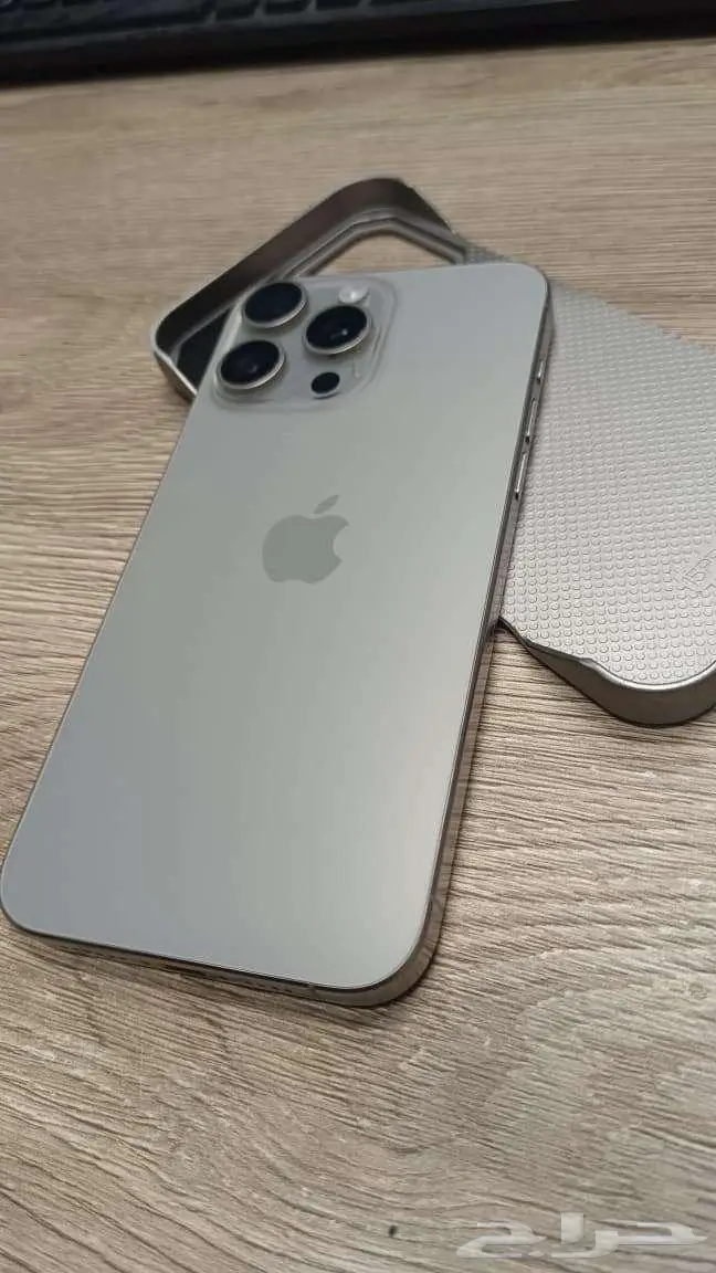 iPhone 15 Pro Max   256GB   Natural Titanium 2