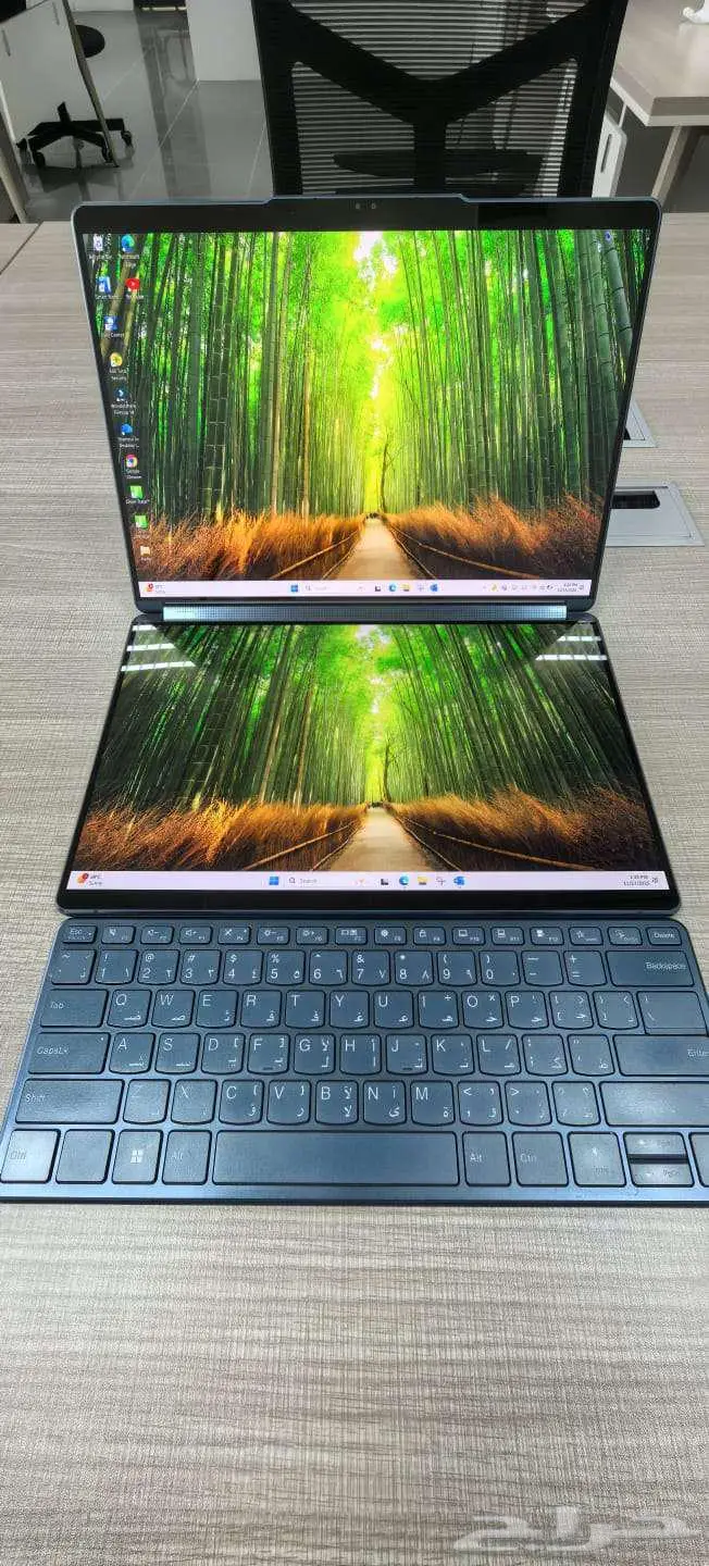 Lenovo Yoga Book 9i i7 (Dual Touchscreen) 2