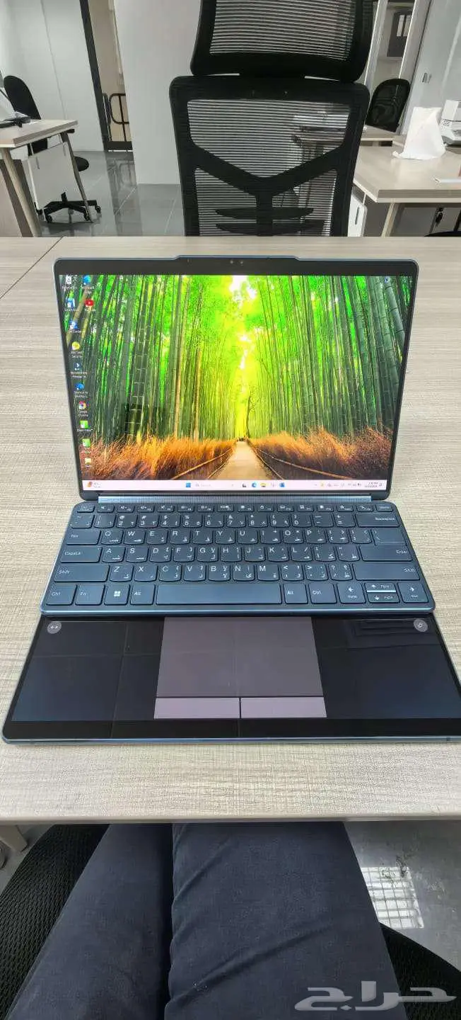 Lenovo Yoga Book 9i i7 (Dual Touchscreen) 4