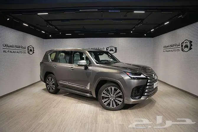 لكزس LX بفئات متعددة موديل 2025 1