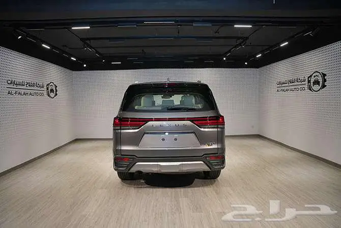 لكزس LX بفئات متعددة موديل 2025 3