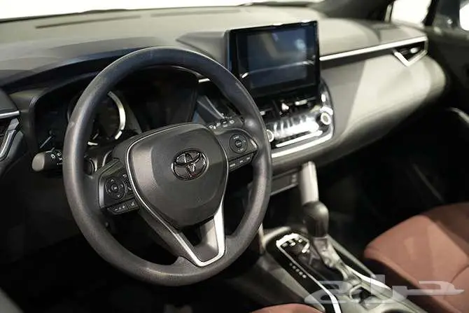 تويوتا كرولا كروس 1.8 هايبرد موديل 2025 3