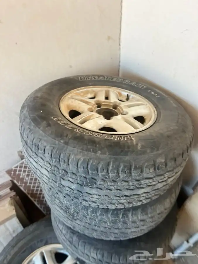 جنوط لكزز صيني مع كفر جديد 4 والخامس به شطب بدون كفره 0