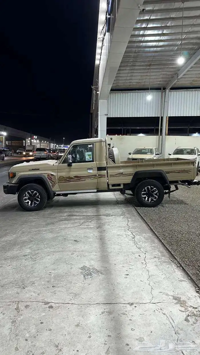 تويوتا شاص رفرف فل كامل ديزل 2025 2