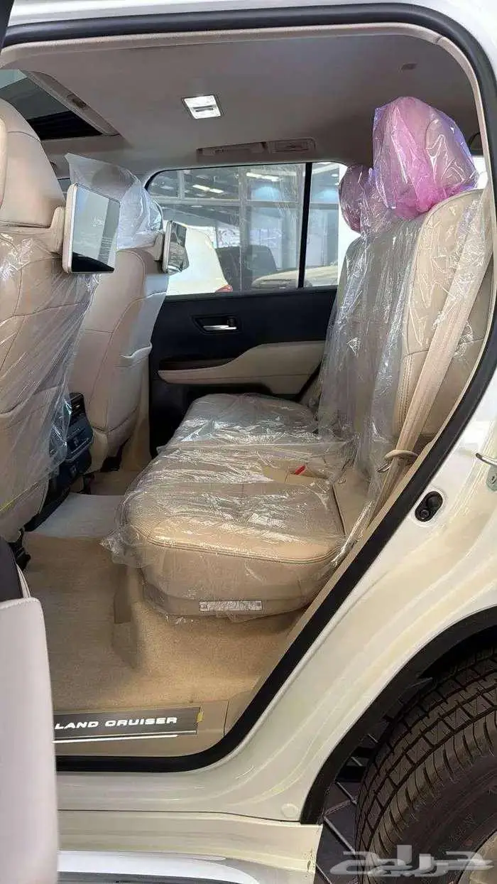 تويوتا لاندكروزر GXR L4 سعودي 2025 ( عرض خاص) الكميه محدوده 3