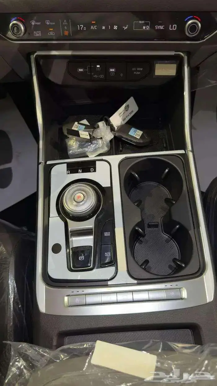 كيا كارنفال نص فل موديل 2026 10