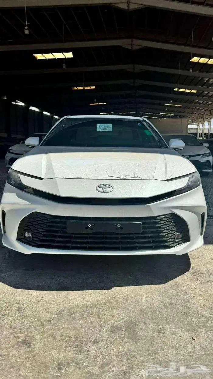 عرض خاص كامري E ستاندر هايبرد2025 سعودي 102500 1