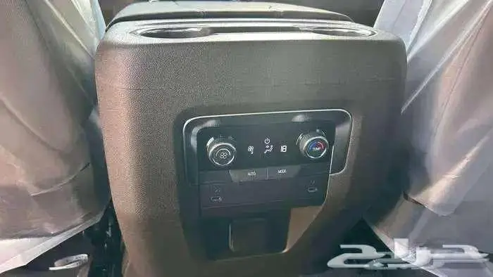 شيفروليه تاهو ال اس 2025 دبل لدى شركة الخضر للسيارات 10