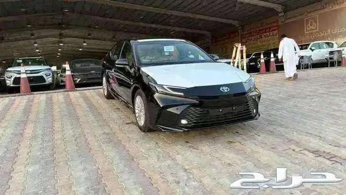 تويوتا كامري LE 2025 بنزين 1