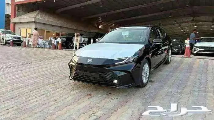 تويوتا كامري LE 2025 بنزين 0