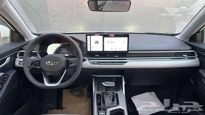 جيلي امجراند فل كامل 2025 لدى شركة عبدالمجيد الخضر 7