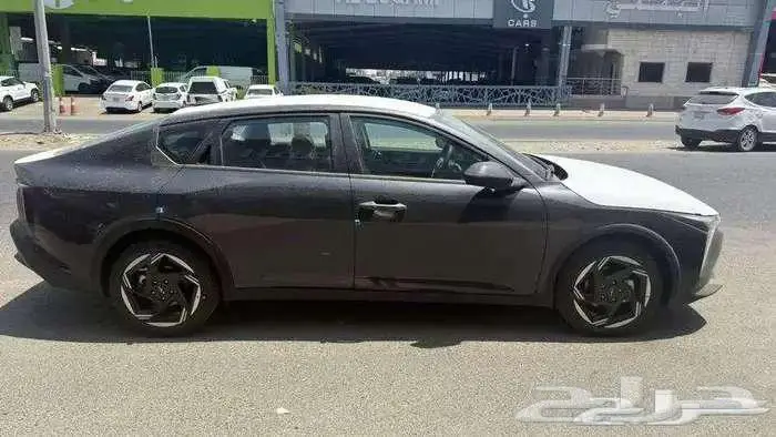كيا K4 نص فل 2000cc بانوراما 2026 4