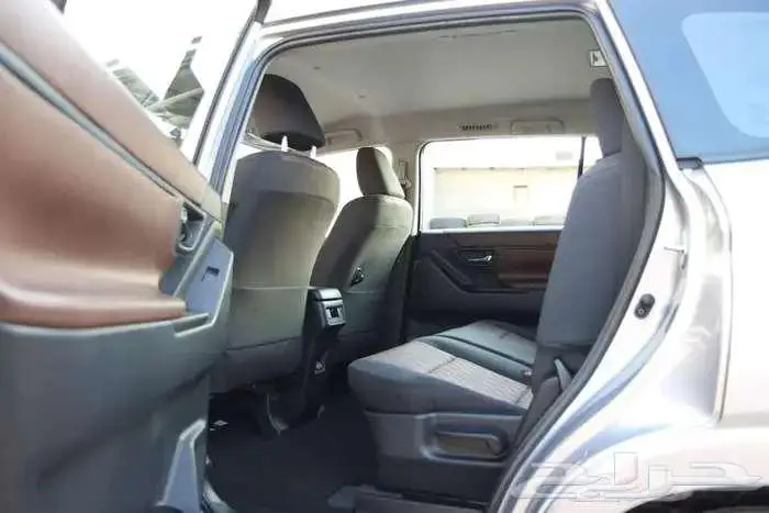 اينوفا بنزين موديل 2025 الون متوفر جديد 15