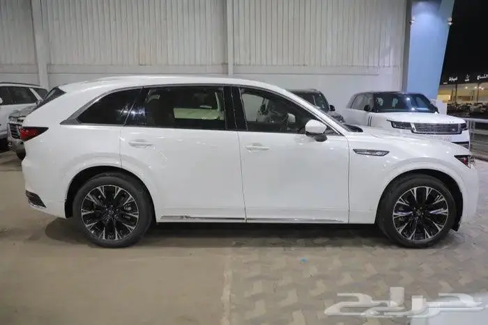 مازدا CX90 فل كامل بانوراما جلد ستة سلندر موديل 2025 3