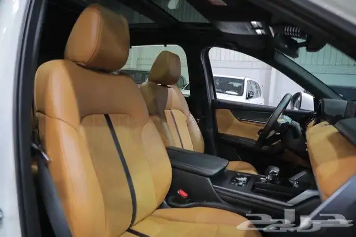 مازدا CX90 فل كامل بانوراما جلد ستة سلندر موديل 2025 14