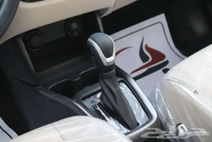 سوزوكي ديزاير ستاندر الشكل الجديد 2026 14