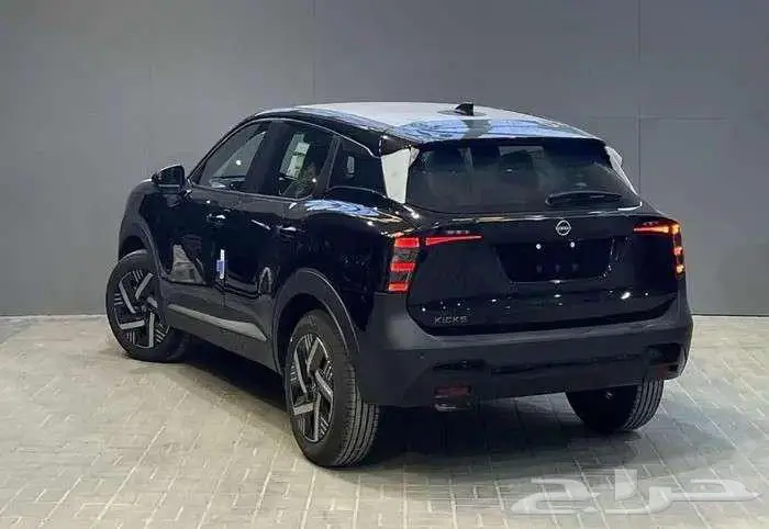 نيسان كيكس ستاندر ونص فل 2025 7