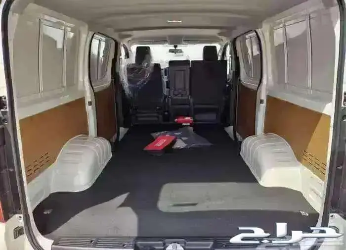 تويوتا هايس بضاعه ديزل جير عادى سقف منخفض 2026كاش وتمويل.. 4