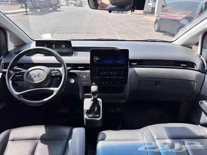 ستاريا ديزل 2022 بطاقة جمركية 11 مقعد استيراد كوريا 16