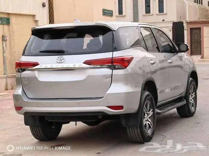 فورشنر بنزين 4سلندر بدون دبل موديل 2017 4