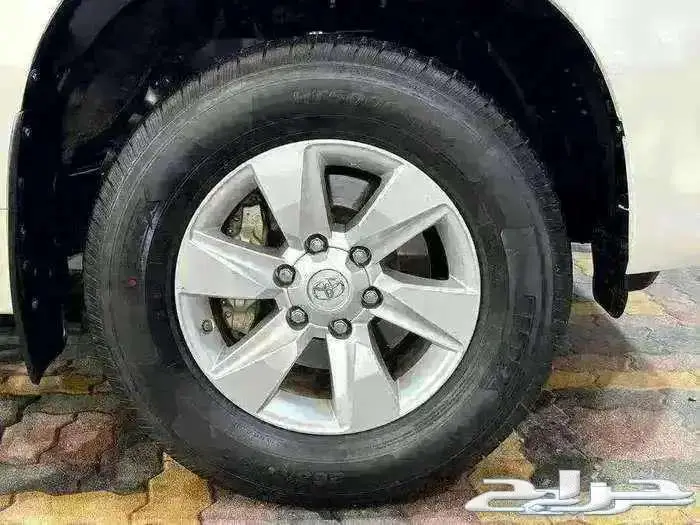 للبيع تويوتا برادو TXL 2022 سعودي 4 سلندر بدي وكاالة 19