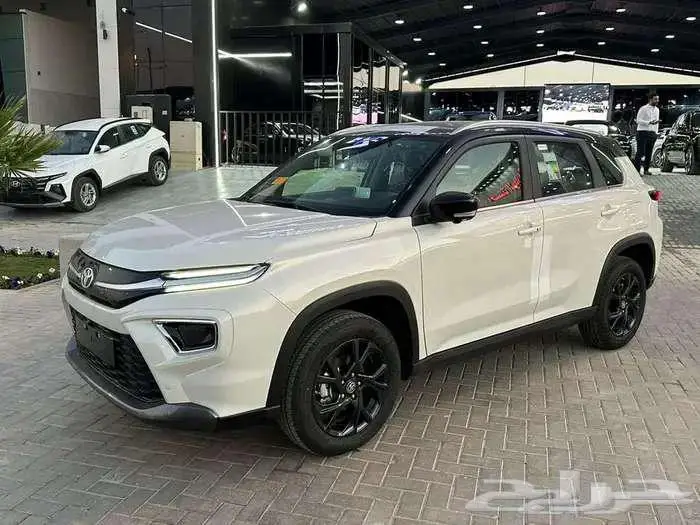 تويوتا اوربان كروز GLX فل كامل 2026 4