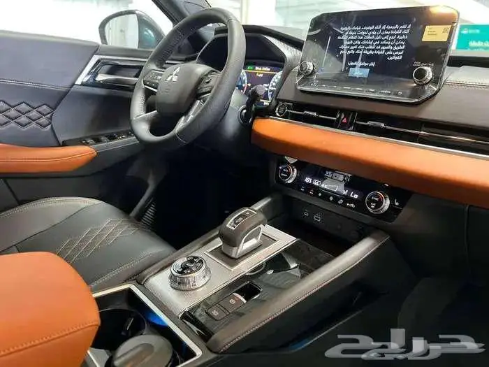 ميتسوبيشي اوتلاندر فل كامل بريميم 2025 11