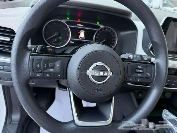 نيسان اكستريل 5 او 7 مقاعد موديل 25 بدون دبل أو دبل 7