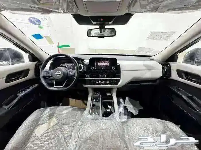 نيسان باتفندر باثفندر2024 ستاندر دبل عرض خاص 9