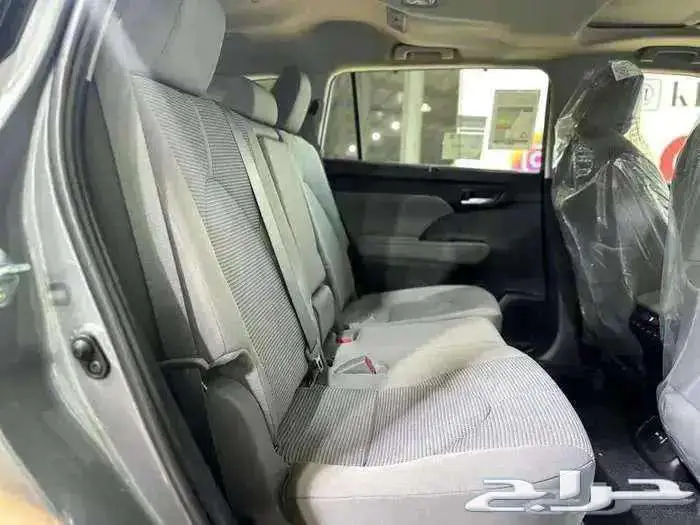 تويوتا هايلاندر GLE موديل 2025 عرض 50 50 بدون ربح 8