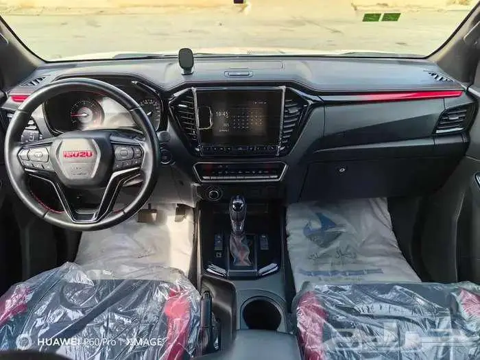 ايسوزو  غمارتين جي تي دبل فل مستعملة موديل 2023 ديزل 11