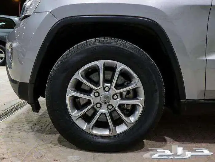 شروكي لاريدو موديل 2014 2