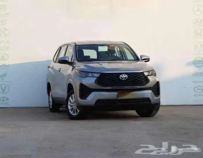 اينوفا بنزين موديل 2025 الون متوفر جديد 9