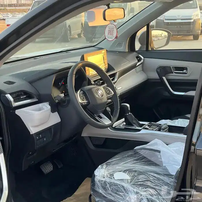 تويوتا فيلوز GLX 5