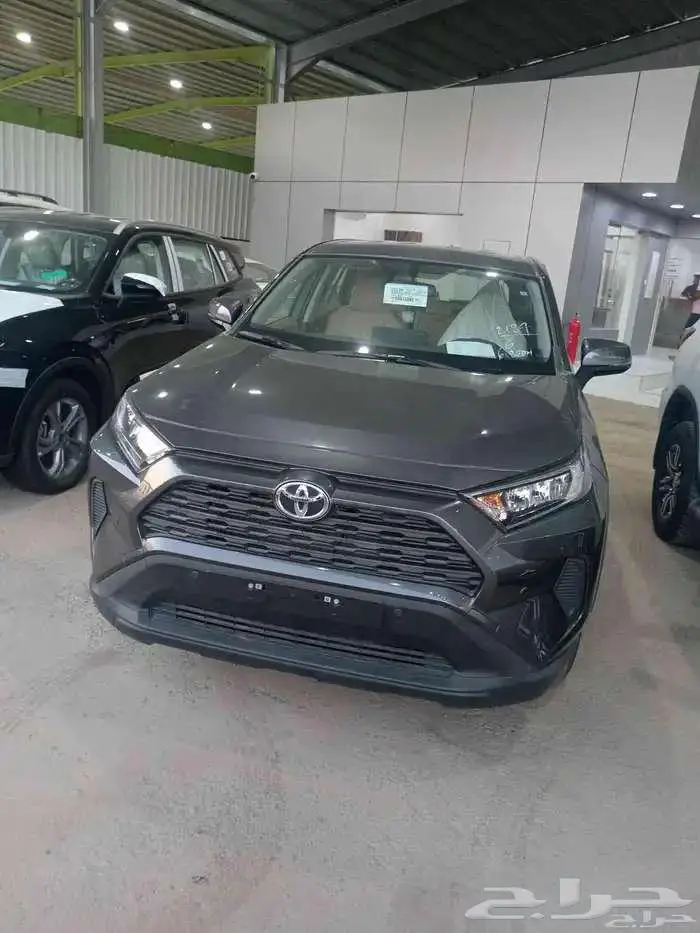 تويوتا راف فور 2025 باقل الاسعار اسود 3