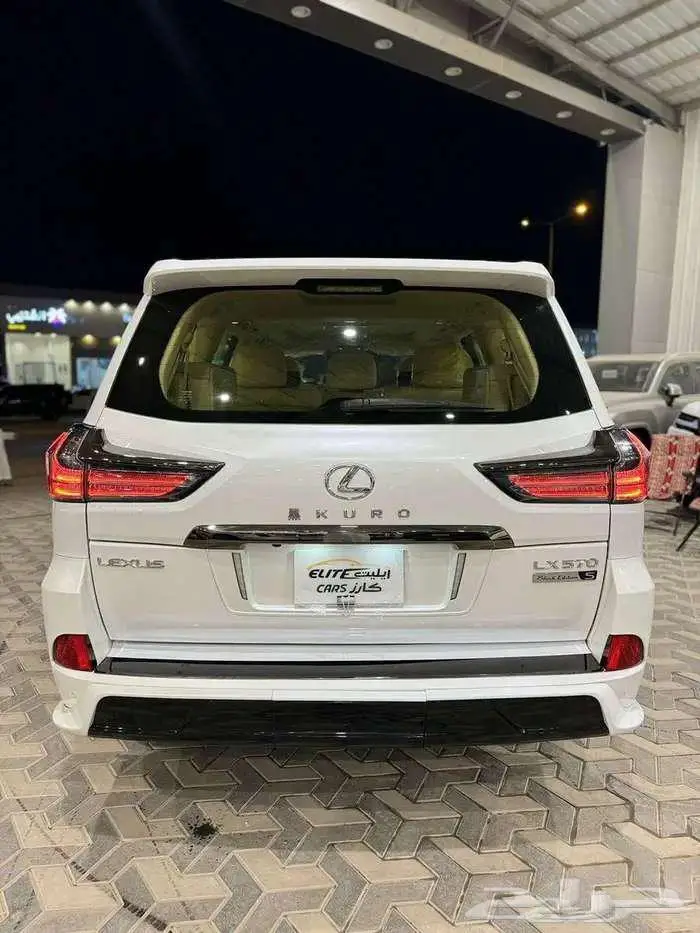 لكزس بريمى موديل 2019 5